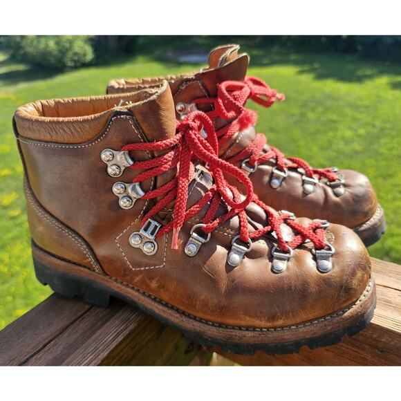 Vintage LOWA Brown Leather Mountaineering Hiking Boots Mens Size 7D Style 465-14 - Picture 1 of 7
